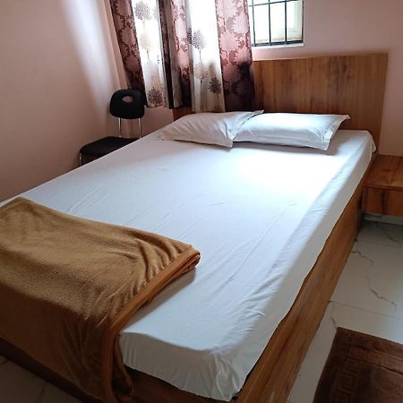 Mandara Comforts Hotel Bangalore Bagian luar foto
