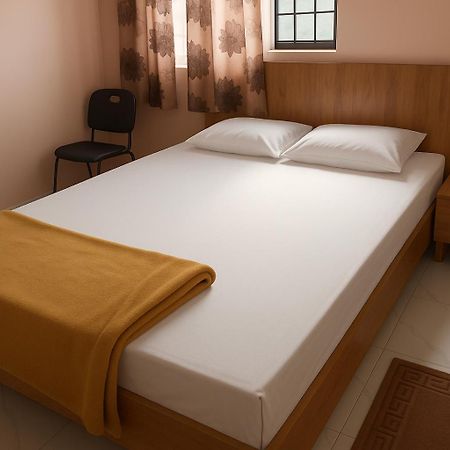 Mandara Comforts Hotel Bangalore Bagian luar foto