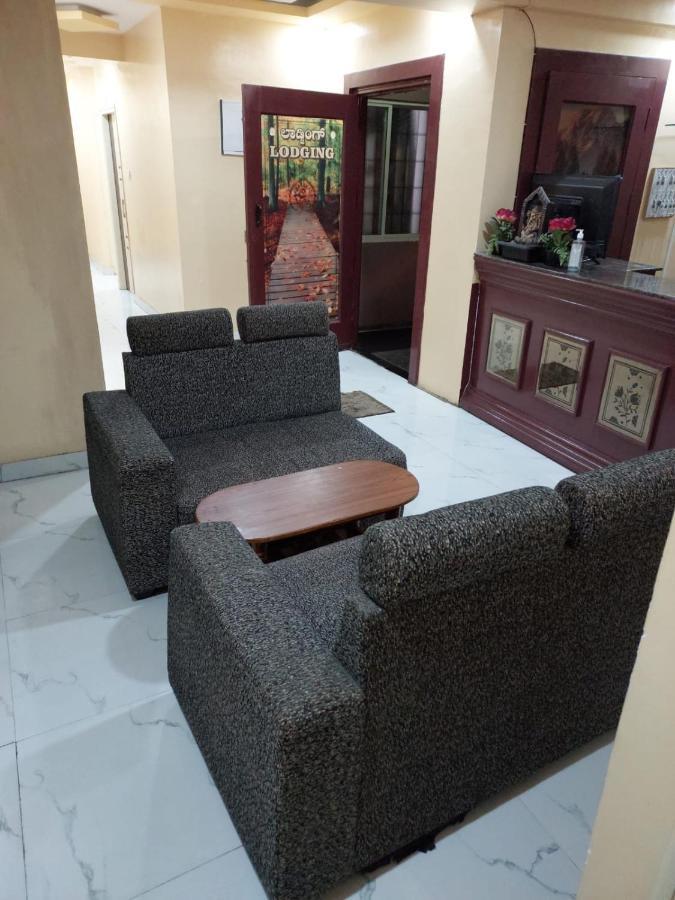Mandara Comforts Hotel Bangalore Bagian luar foto